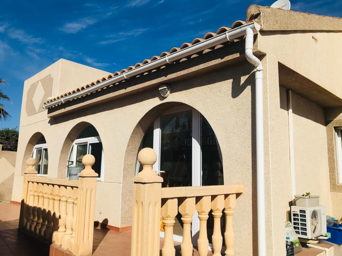 Villa With Super Swimming Pool Gran Alacant Dış mekan fotoğraf