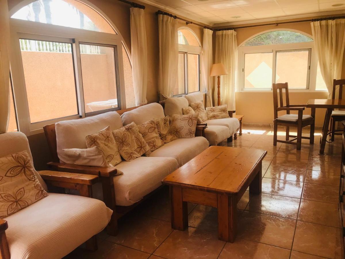 Villa With Super Swimming Pool Gran Alacant Dış mekan fotoğraf